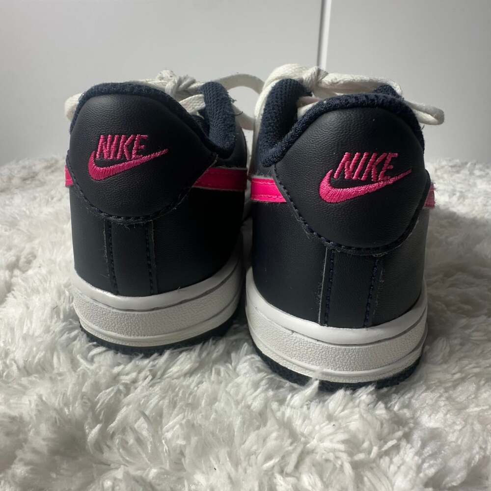 Nike Little Kid's Nike Force 1 White/Fierce Pink 13C - Picture 5 of 7